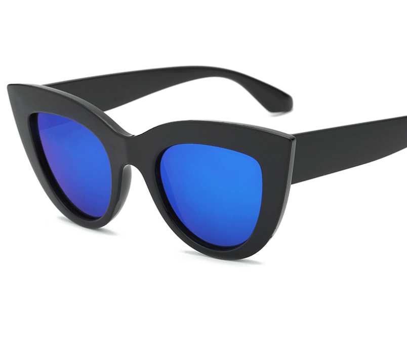 Attractive Sunglasses - My Beach Kit